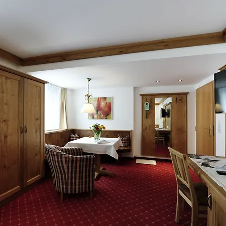 Parkhotel Seefeld 4*