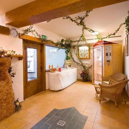 パークホテル ゼーフェルト 4*