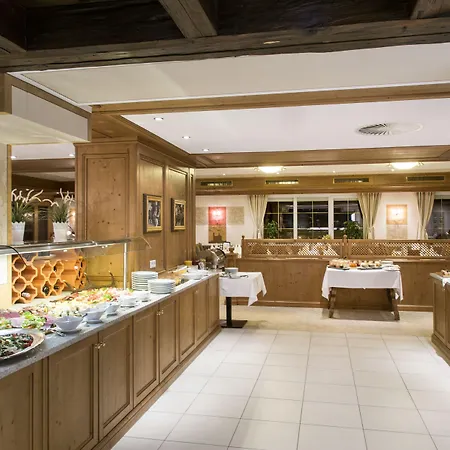 Parkhotel Seefeld Hotel 4*