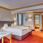 Parkhotel Seefeld Отель