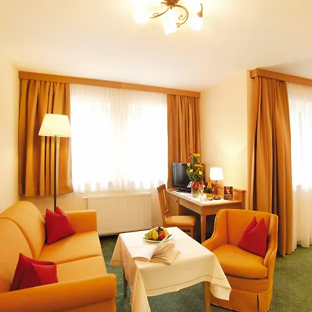 Parkhotel Seefeld Otel