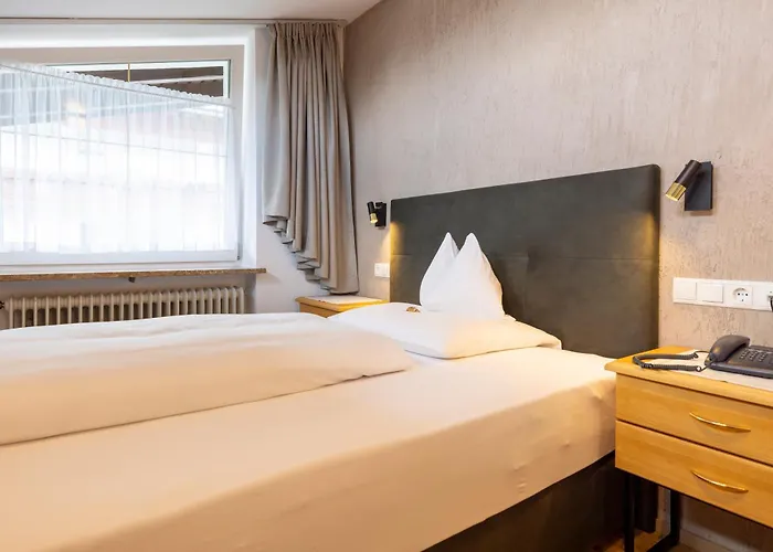 Parkhotel Seefeld Szálloda 4*